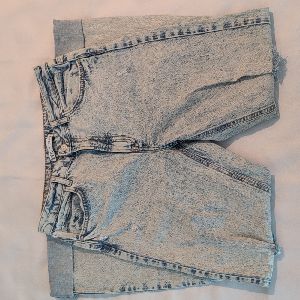 Zara Light Blue Acid Wash Jeans
